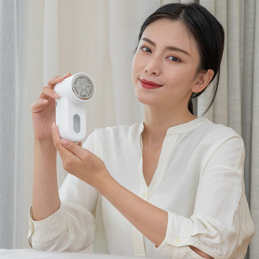 Rechargeable Portable Electric Lint Remover - Gadgitec